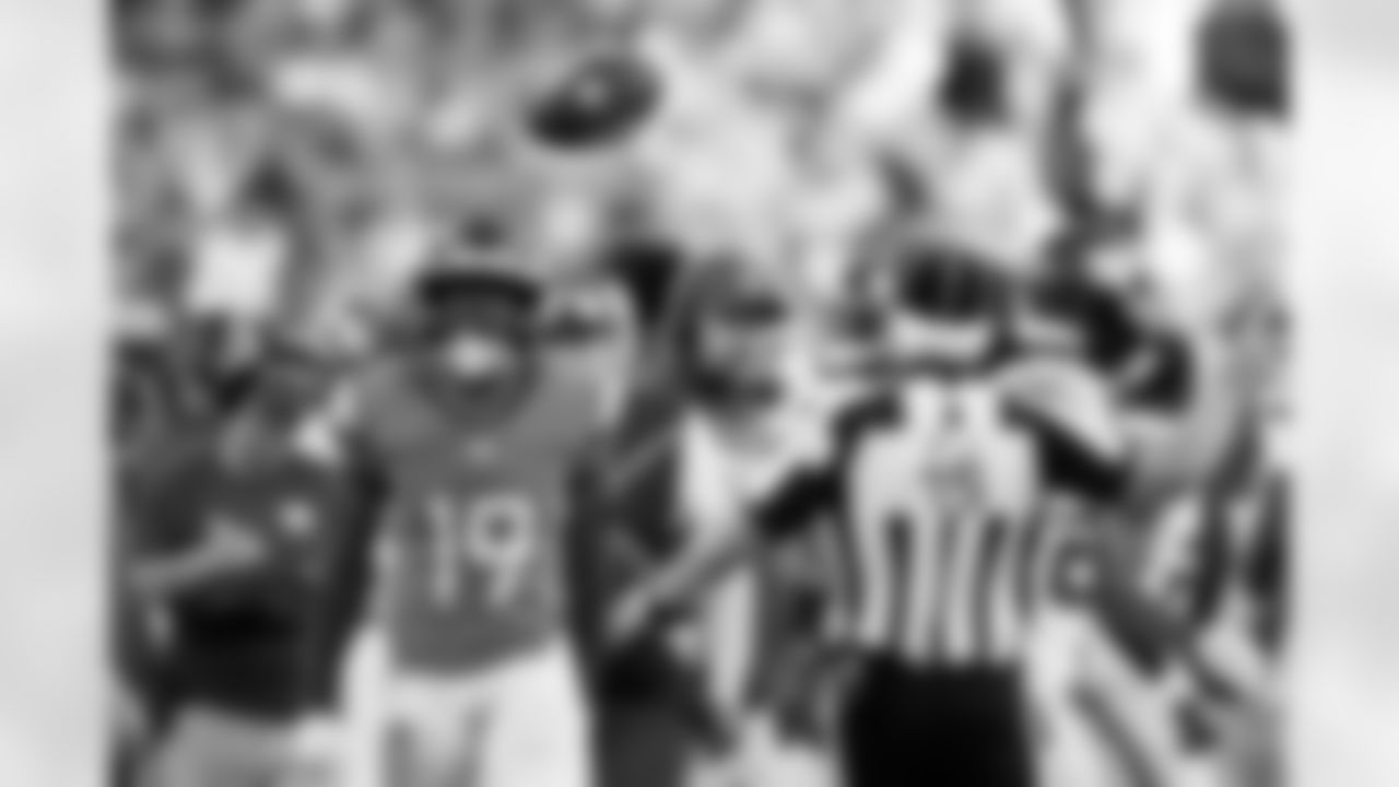 Denver Broncos wide receiver Marvin Mims Jr. (19) celebrates a catch during the Broncos' Week 7 game against the New York Giants at Empower Field at Mile High in Denver, Colorado on October 19, 2025. Photo by Gavin Liddell / Denver Broncos