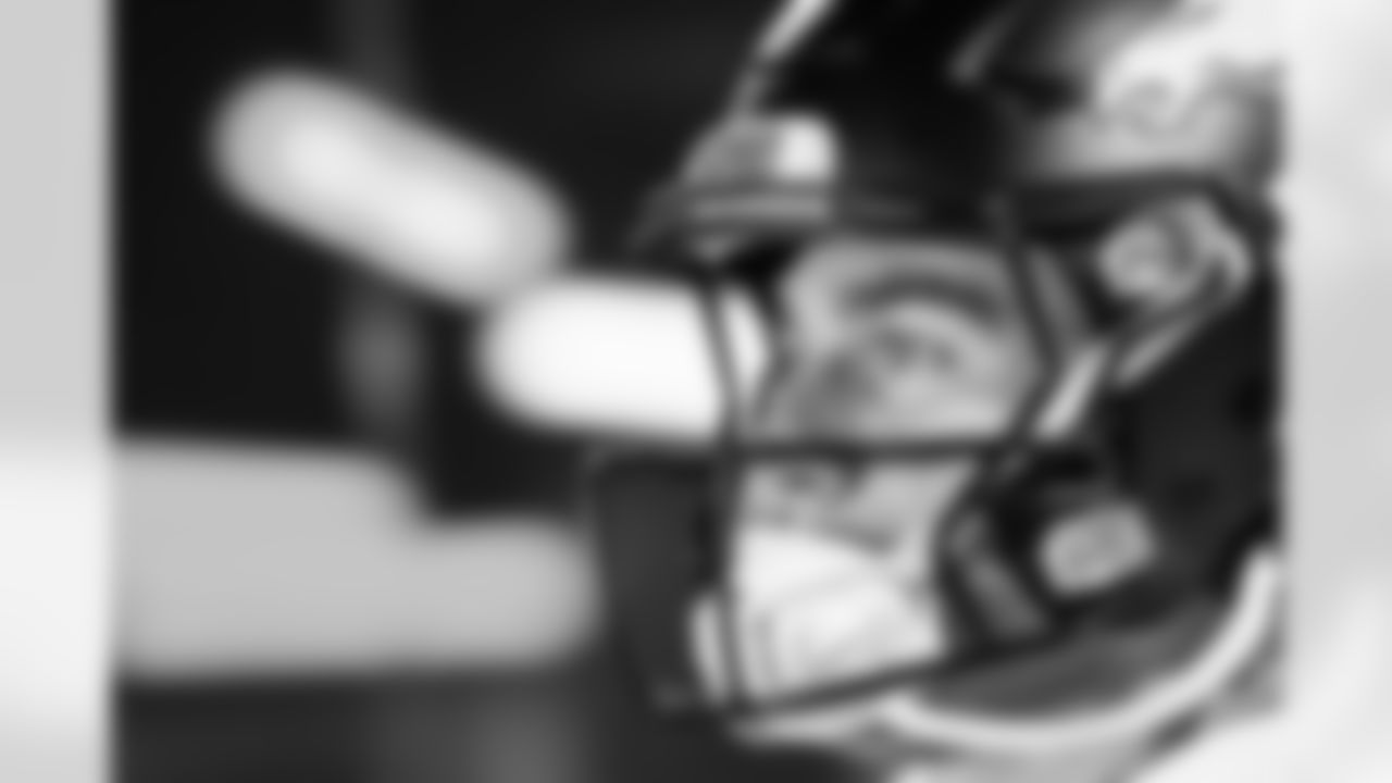 Denver Broncos quarterback Bo Nix (10) walks through the tunnel before the Broncos' Week 5 game against the Philadelphia Eagles at Lincoln Financial Field in Philadelphia, Pennsylvania on October 5, 2025. Photo by Ben Swanson / Denver Broncos