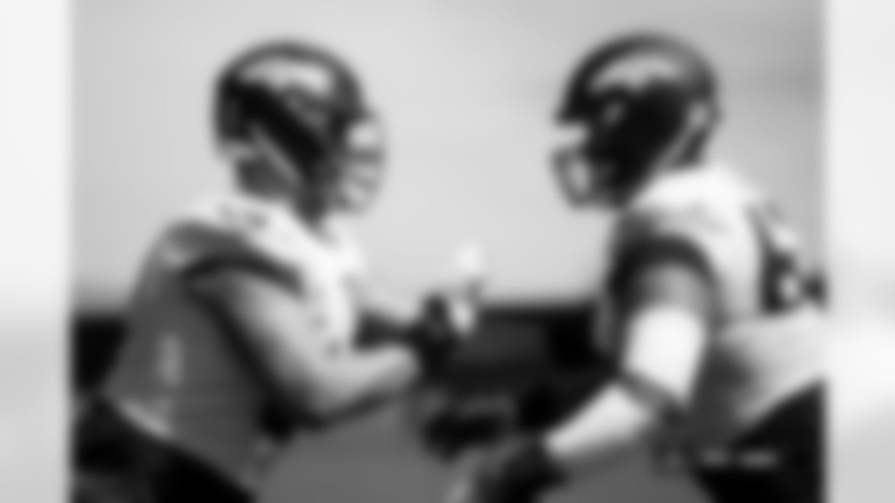 Mike McGlinchey and Alex Palczewski during practice at Broncos Park Powered by CommonSpirit in Englewood, Colorado on September 12, 2024. Photo by Ben Swanson / Denver Broncos