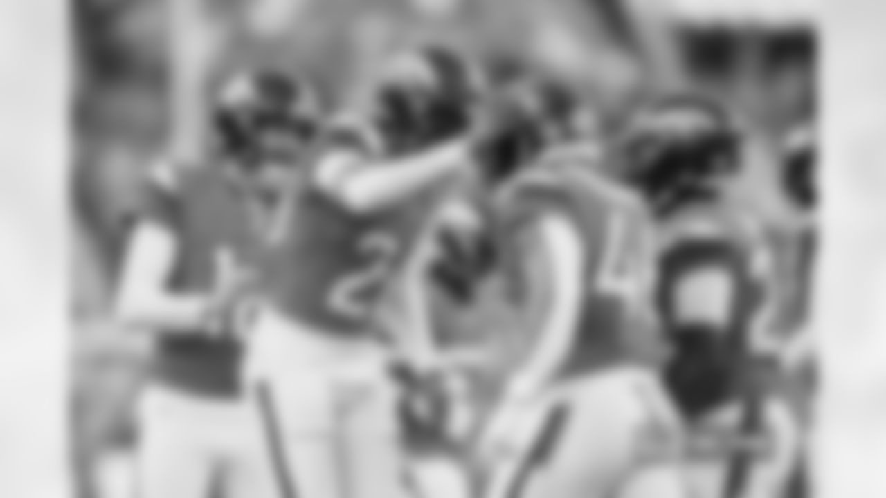 Devon Key during the Broncos' Week 11 game against the Kansas City Chiefs at Empower Field at Mile High in Denver, Colorado on November 16, 2025. Photo by Gavin Liddell / Denver Broncos