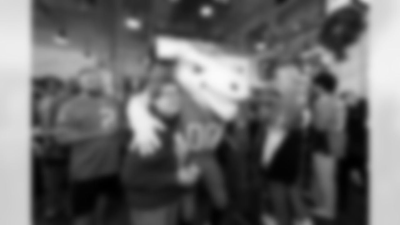 Miles the Mascot during a fan rally on Saturday, November 29, 2025 at Solace Outpost in Washington DC, District of Columbia.
Photo by Gabriel Christus / Denver Broncos