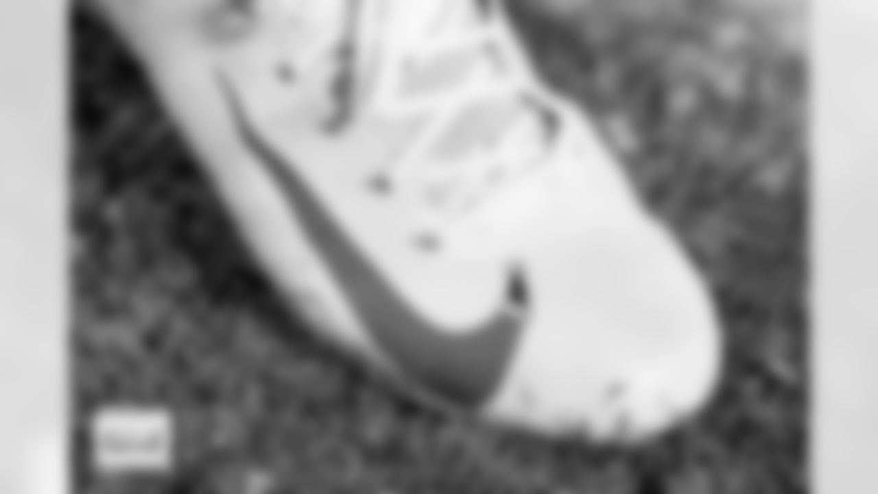 Denver Broncos linebacker Alex Singleton (49)'s custom cleats before the Broncos' Week 17 game against the Kansas City Chiefs at GEHA Field at Arrowhead Stadium in Kansas City, Missouri on December 25, 2025. Photo by Gabriel Christus / Denver Broncos