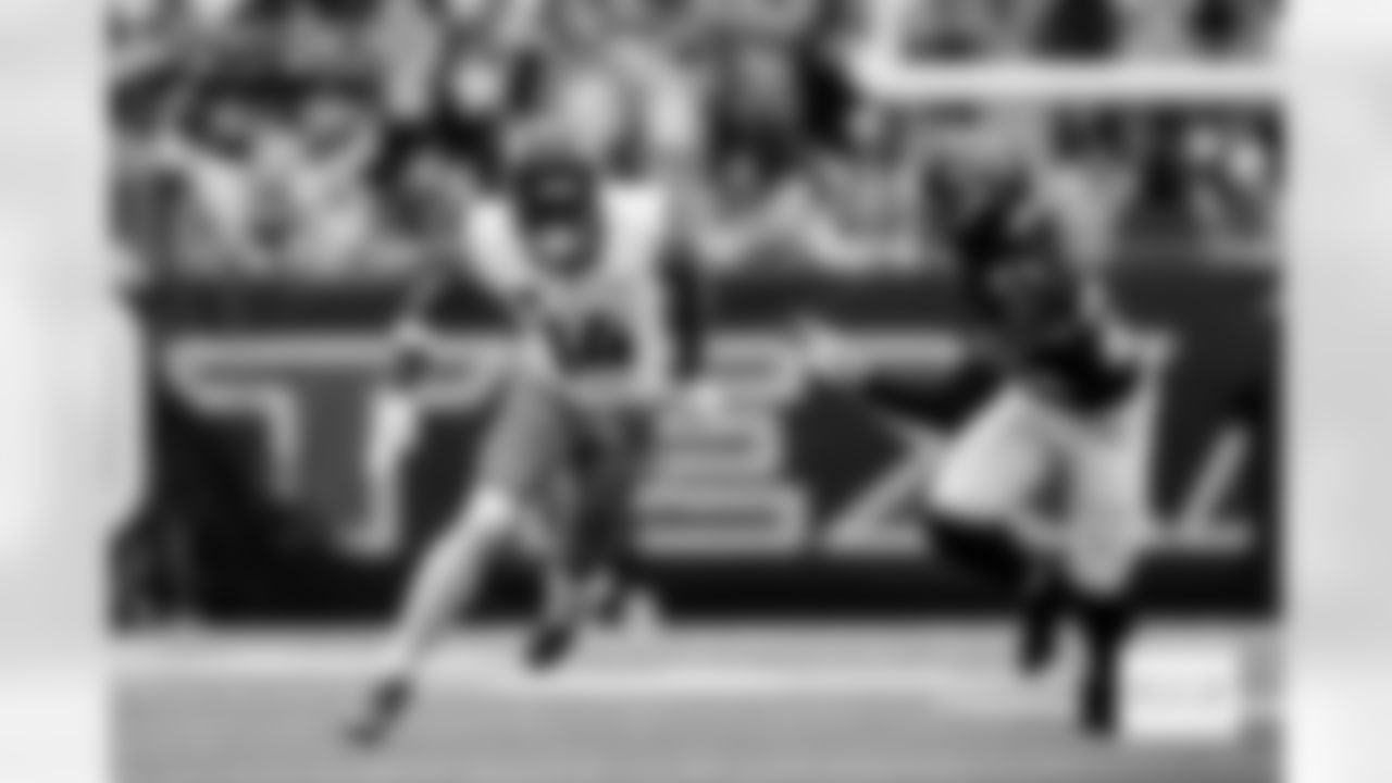 Denver Broncos wide receiver Courtland Sutton (14) runs a route against Houston Texans cornerback Derek Stingley Jr. (24) during the Broncos' Week 9 game against the Houston Texans at NRG Stadium in Houston, Texas on November 2, 2025. Photo by Ben Swanson / Denver Broncos