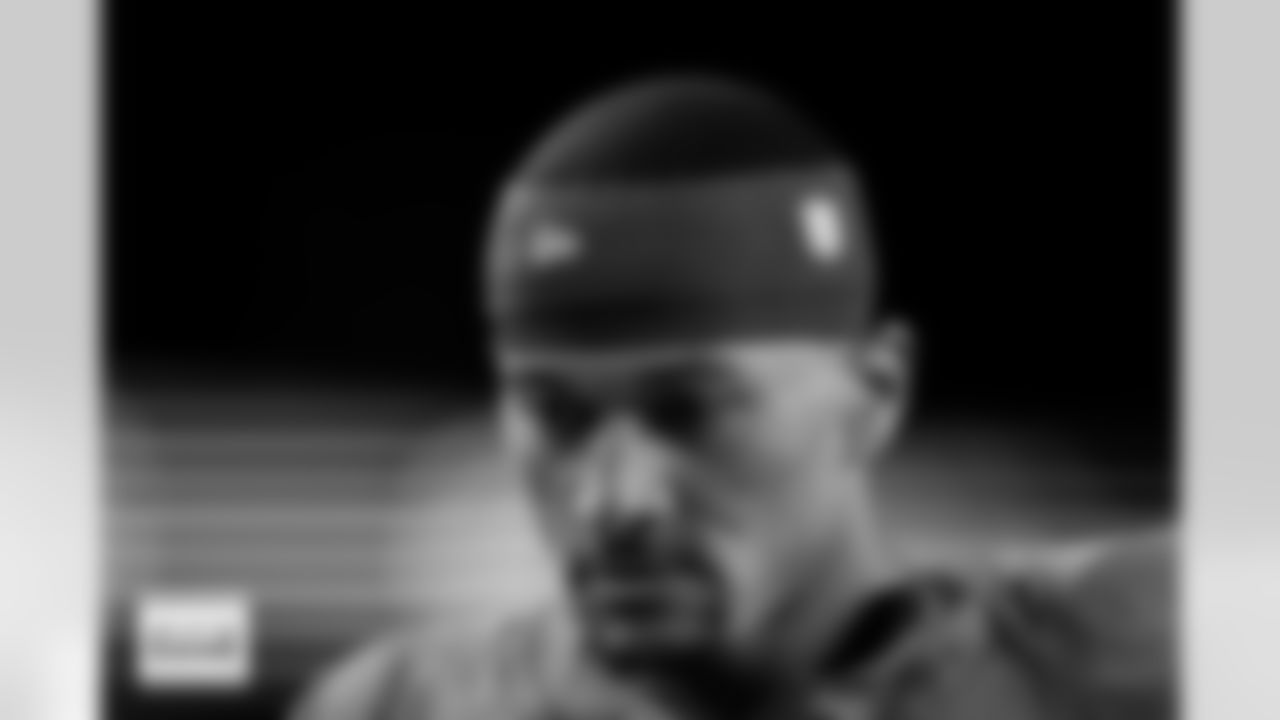 Denver Broncos tight end Evan Engram (1) during the Broncos' Week 10 game against the Las Vegas Raiders at Empower Field at Mile High in Denver, Colorado on November 6, 2025. Photo by Gabriel Christus / Denver Broncos