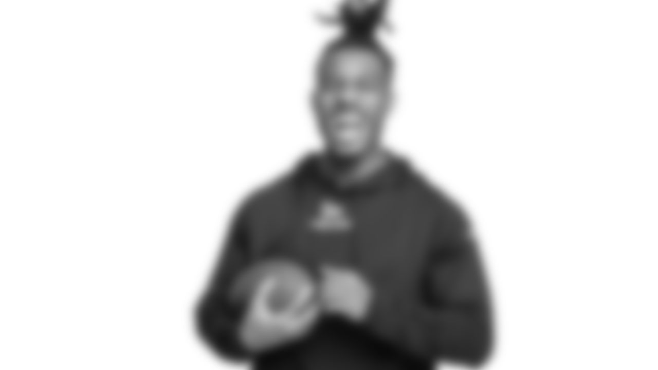 Texas defensive back Jahdae Barron poses for a portrait at the NFL football scouting combine on Saturday, March 1, 2025 in Indianapolis. (Todd Rosenberg via AP)