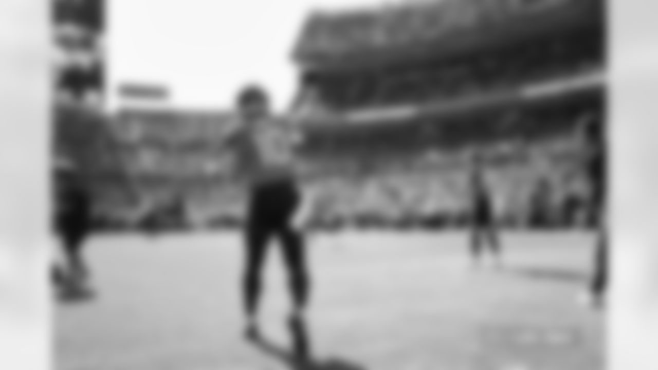 Bo Nix (10) before the Broncos' Week 5 game against the Las Vegas Raiders at Empower Field at Mile High in Denver, Colorado on October 13, 2024. Photo by Gabriel Christus / Denver Broncos