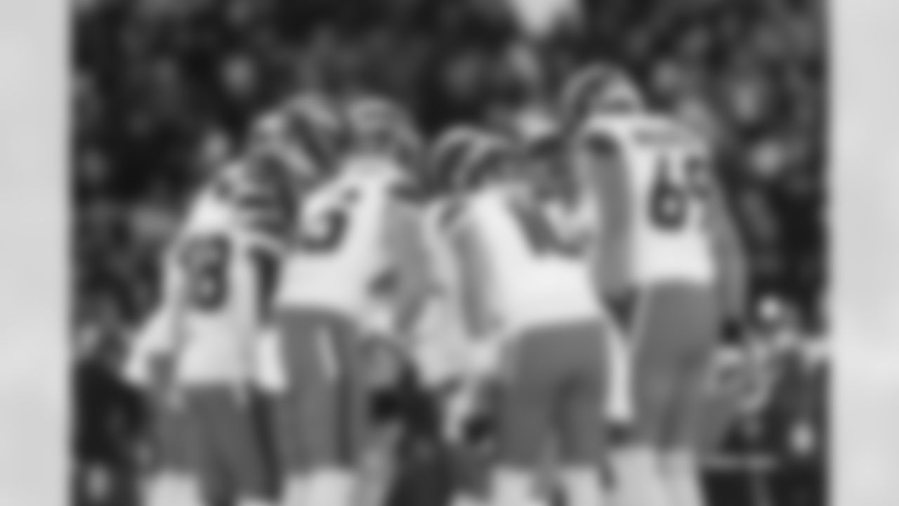 The offense huddles during the Broncos' Week 9 game against the Baltimore Ravens at M&T Bank Stadium in Baltimore, Maryland on November 3, 2024. Photo by Gabriel Christus / Denver Broncos