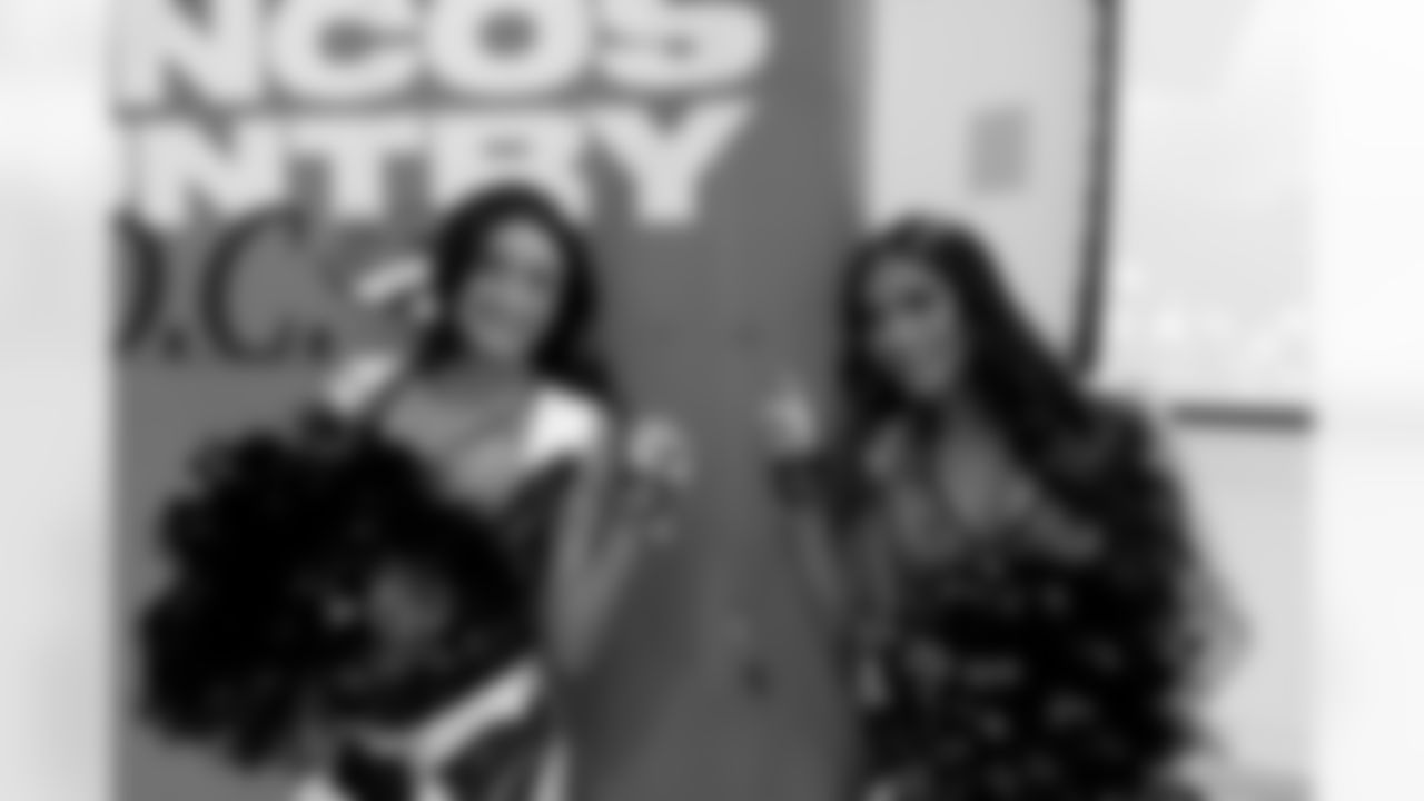 DBC Sam and DBC Ariana during a visit with military families on Saturday, November 29, 2025 at USO Warrior and Family Center in Fort Belvoir, Virginia.
Photo by Gabriel Christus / Denver Broncos