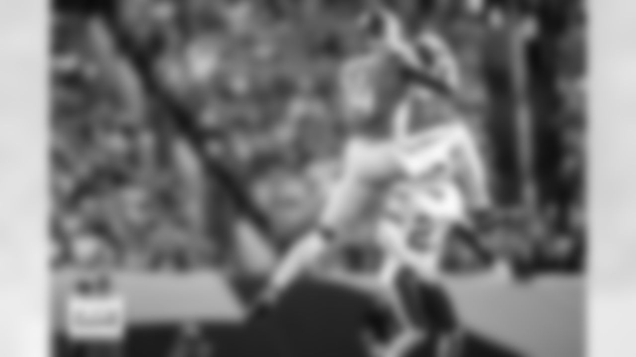 Denver Broncos wide receiver Courtland Sutton (14) catches a pass during the Broncos' Week 11 game against the Kansas City Chiefs at Empower Field at Mile High in Denver, Colorado on November 16, 2025. Photo by Gabriel Christus / Denver Broncos