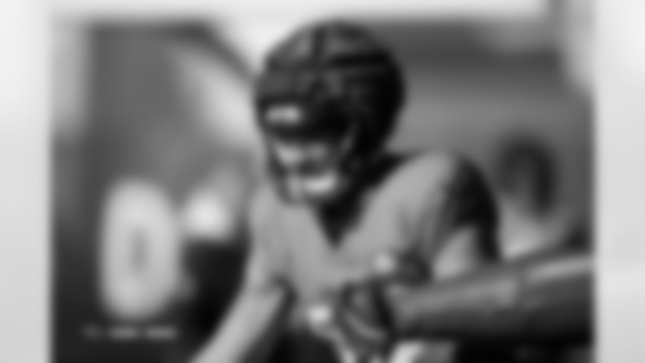 Adam Trautman during practice at Broncos Park Powered by CommonSpirit in Englewood, Colorado on November 27, 2025. Photo by Ben Swanson / Denver Broncos