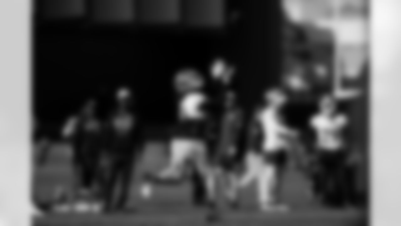 JL Skinner during practice at Broncos Park Powered by CommonSpirit in Englewood, Colorado on January 2, 2026. Photo by Ben Swanson / Denver Broncos