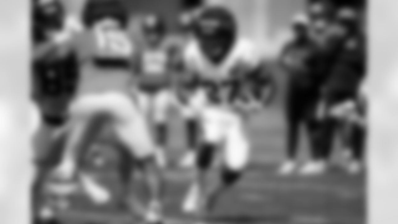 J.K. Dobbins during a training camp practice at Broncos Park Powered by CommonSpirit on July 28, 2025 in Englewood, Colorado. Photo by Ben Swanson / Denver Broncos