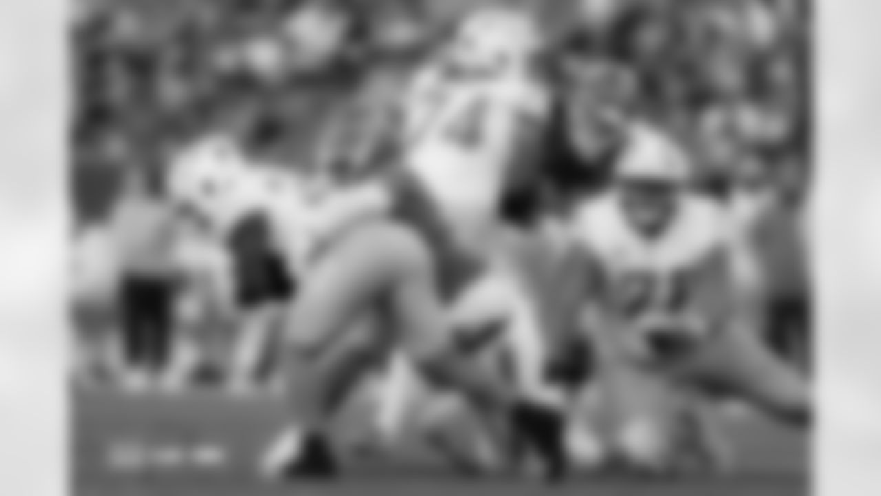 Malcolm Roach (97) during the Broncos' Week 18 game against the Los Angeles Chargers at Empower Field at Mile High in Denver, Colorado on January 4, 2026. Photo by Ben Swanson / Denver Broncos