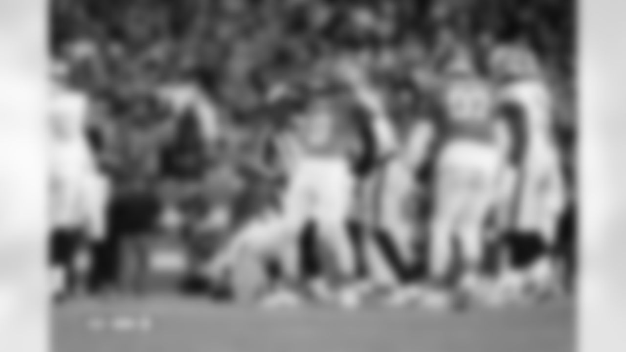 Talanoa Hufanga during the Broncos' Week 10 game against the Las Vegas Raiders at Empower Field at Mile High in Denver, Colorado on November 6, 2025. Photo by Gabriel Christus / Denver Broncos