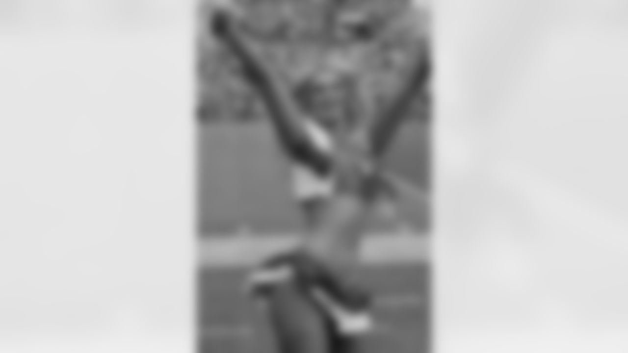 Denver Broncos Cheerleaders during the Broncos' Week 8 game against the Dallas Cowboys at Empower Field at Mile High in Denver, Colorado on October 26, 2025. Photo by Paul Cloud / Denver Broncos