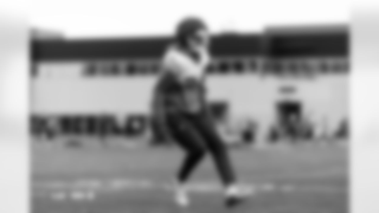 JL Skinner during practice at Broncos Park Powered by CommonSpirit in Englewood, Colorado on January 1, 2026. Photo by Ben Swanson / Denver Broncos