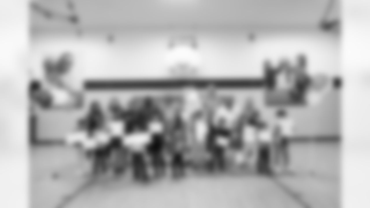 The Denver Broncos and CommonSpirit host a Thanksgiving assembly and activities about kindness at Colfax Elementary School in Denver, Colorado on November 11, 2025. Photo by Ben Swanson / Denver Broncos