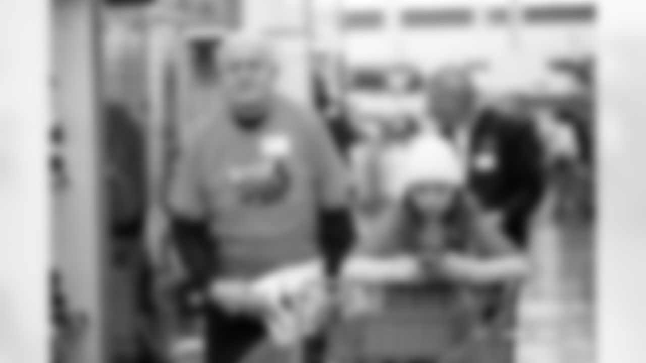 Children from the Boys & Girls Club participate in a Shop with a Jock shopping spree with Broncos players, alumni and cheerleader alumni in Aurora, Colorado on December 15, 2025. Photo by Ben Swanson / Denver Broncos