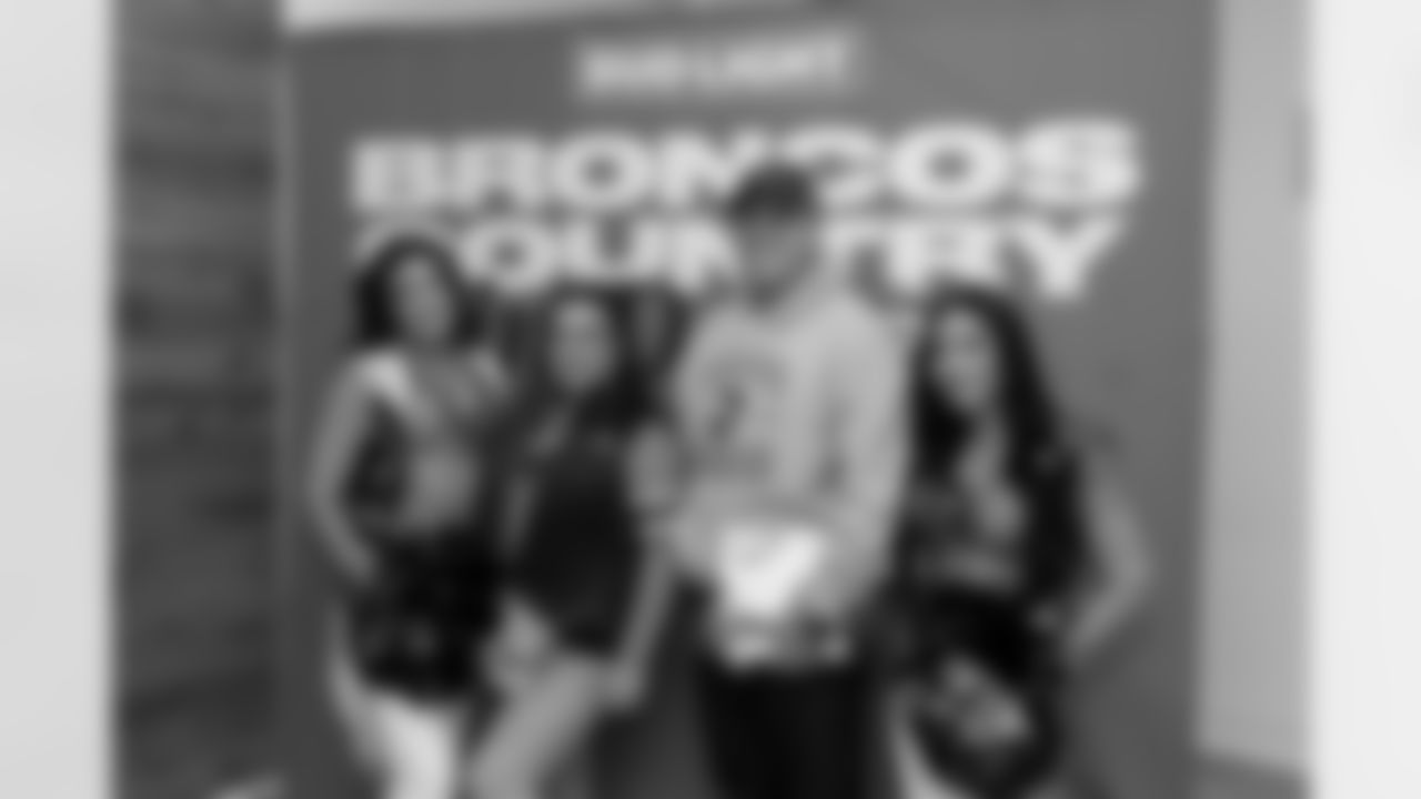 DBC Sam and DBC Ariana during a visit with military families on Saturday, November 29, 2025 at USO Warrior and Family Center in Fort Belvoir, Virginia.
Photo by Gabriel Christus / Denver Broncos