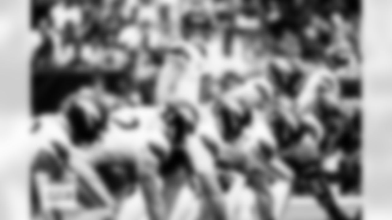 Denver Broncos quarterback Bo Nix (10) looks across the formation during the Broncos' Week 9 game against the Houston Texans at NRG Stadium in Houston, Texas on November 2, 2025. Photo by Ben Swanson / Denver Broncos