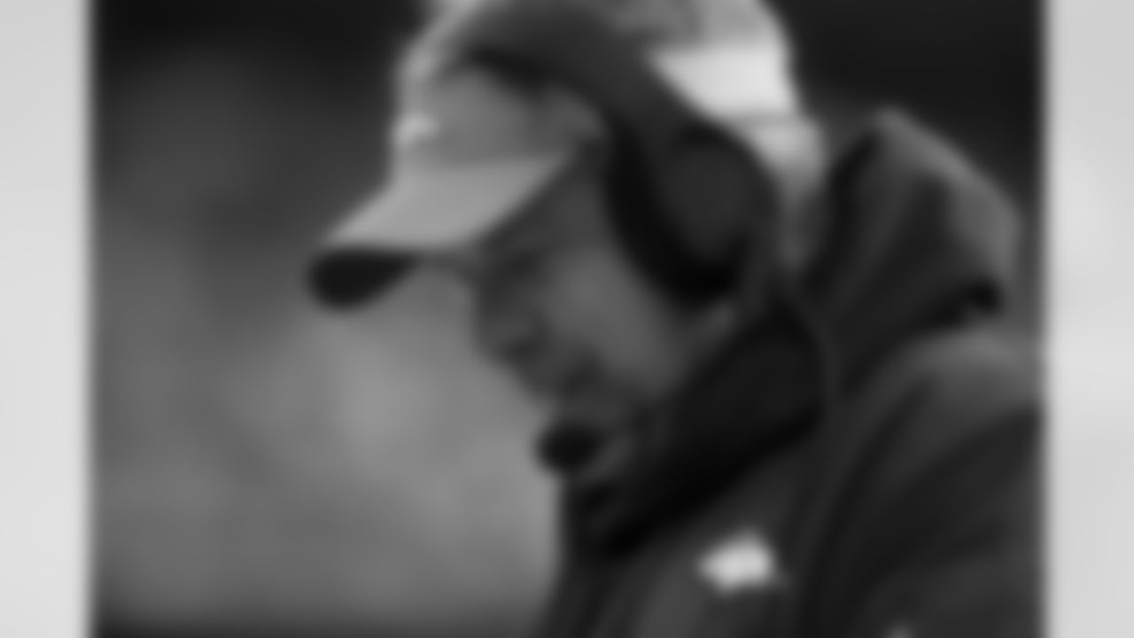 Denver Broncos head coach Sean Payton during the Broncos' Week 17 game against the Los Angeles Chargers at Empower Field at Mile High in Denver, Colorado on December 31, 2023. Photo by Rachel O'Driscoll / Denver Broncos