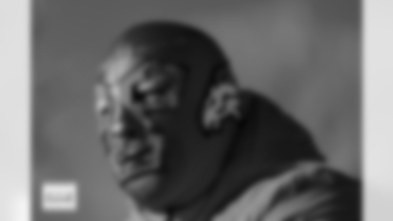 Fans during team arrivals before the AFC Championship Game between the Denver Broncos and New England Patriots at Empower Field at Mile High in Denver, Colorado on January 25, 2026. Photo by Ben Swanson / Denver Broncos