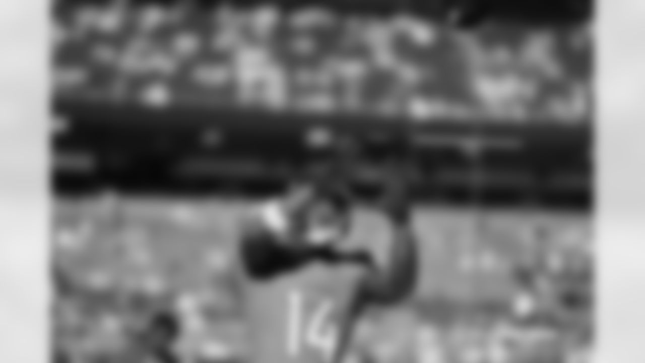 Courtland Sutton before the Broncos' Week 15 game against the Green Bay Packers at Empower Field at Mile High in Denver, Colorado on December 14, 2025. Photo by Gabriel Christus / Denver Broncos