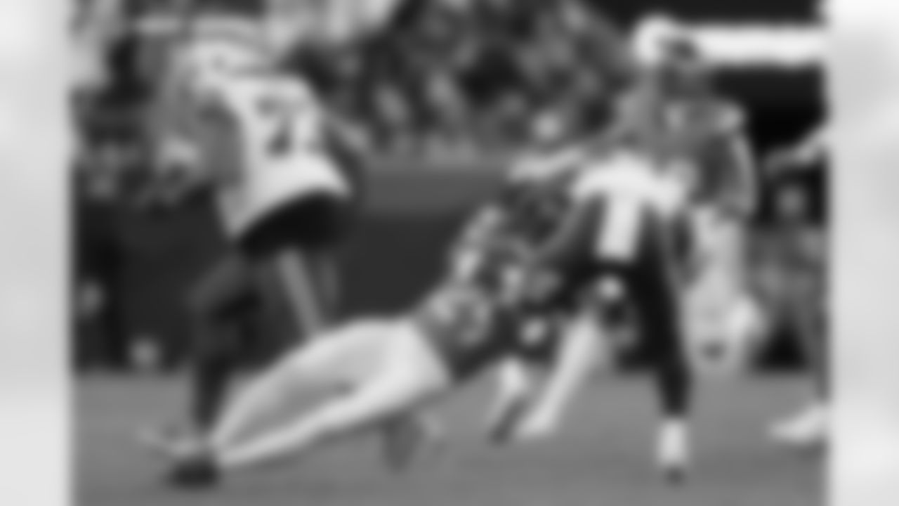 Ja'Quan McMillian (29) during the Broncos' Divisional Round playoff game against the Buffalo Bills at Empower Field at Mile High in Denver, Colorado on January 17, 2026. Photo by Ben Swanson / Denver Broncos