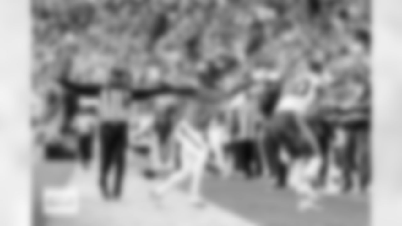 Denver Broncos wide receiver Marvin Mims Jr. (19) reacts after a 70-yard punt return during the Broncos' Week 11 game against the Kansas City Chiefs at Empower Field at Mile High in Denver, Colorado on November 16, 2025. Photo by Gabriel Christus / Denver Broncos