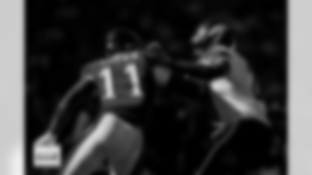 Denver Broncos cornerback Pat Surtain II (2) defends against Philadelphia Eagles wide receiver A.J. Brown (11) during the Broncos' Week 5 game against the Philadelphia Eagles at Lincoln Financial Field in Philadelphia, Pennsylvania on October 5, 2025. Photo by Ben Swanson / Denver Broncos