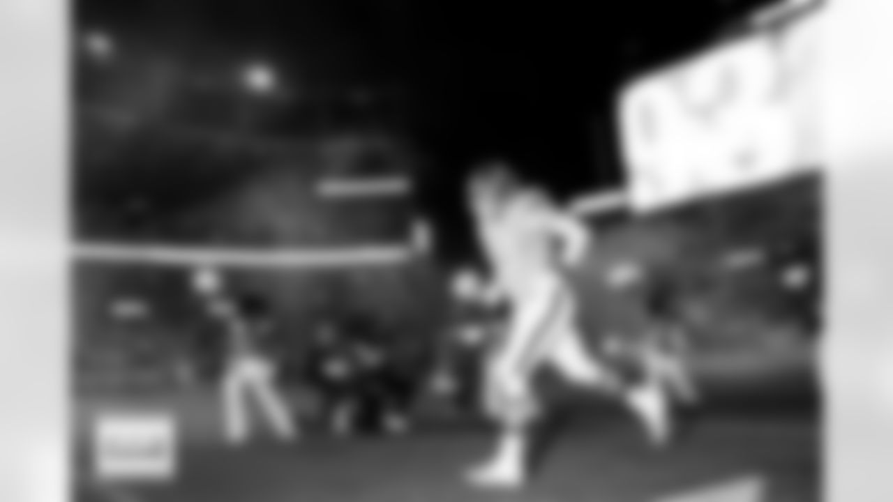 Denver Broncos defensive end Zach Allen (99) runs out of the tunnelduring team introductions before the Broncos' Week 10 game against the Las Vegas Raiders at Empower Field at Mile High in Denver, Colorado on November 6, 2025. Photo by Gabriel Christus / Denver Broncos