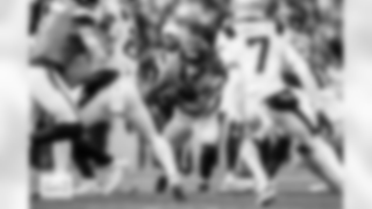 Denver Broncos running back RJ Harvey (12) runs with the ball during the AFC Championship Game between the Denver Broncos and New England Patriots at Empower Field at Mile High in Denver, Colorado on January 25, 2026. Photo by Ben Swanson / Denver Broncos