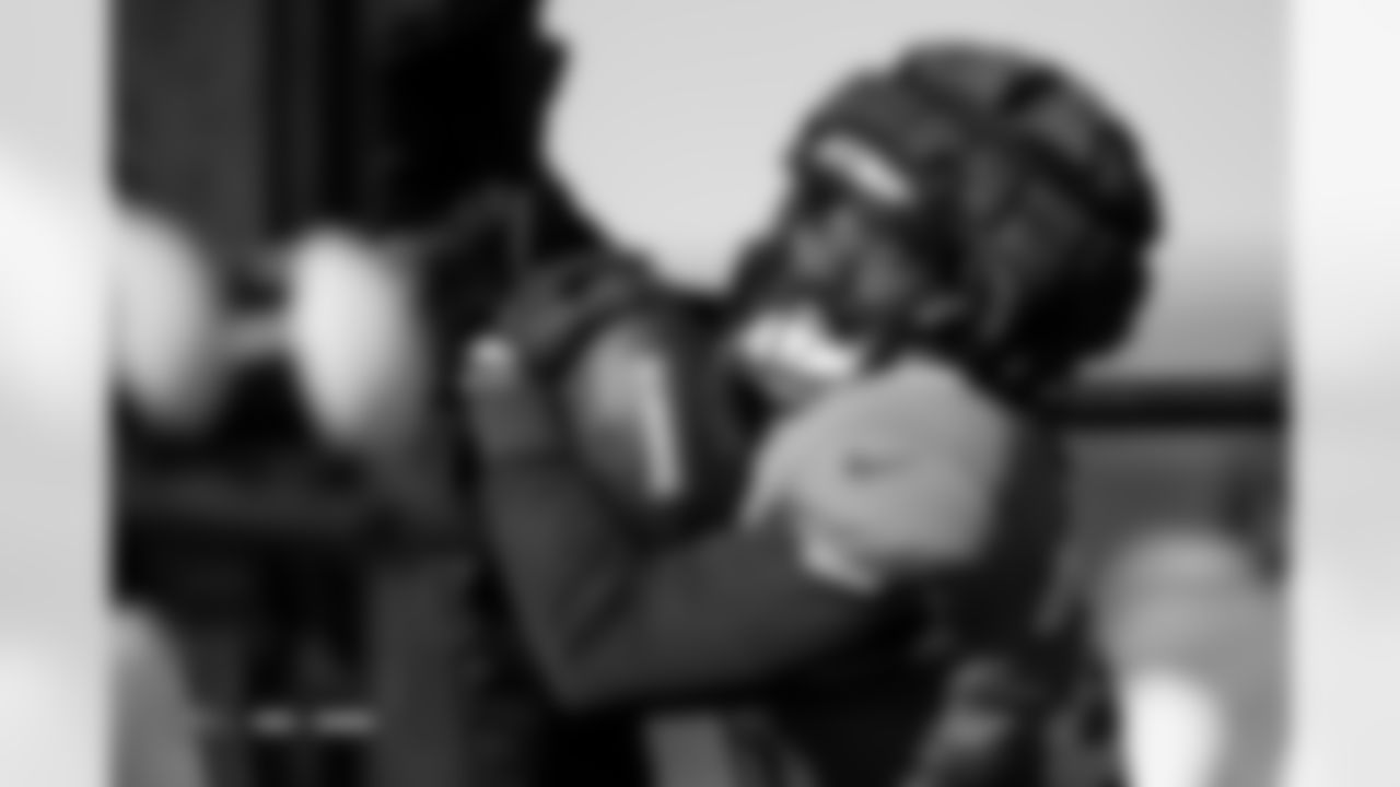 Tyler Badie during practice at Broncos Park Powered by CommonSpirit in Englewood, Colorado on November 13, 2025. Photo by Ben Swanson / Denver Broncos