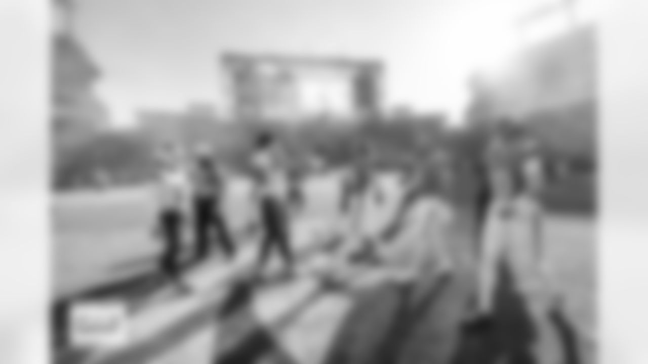 Denver Broncos linebacker Alex Singleton (49), safety Talanoa Hufanga (9) and quarterback Bo Nix (10) during the coin toss before the Broncos' Divisional Round playoff game against the Buffalo Bills at Empower Field at Mile High in Denver, Colorado on January 17, 2026. Photo by Gabriel Christus / Denver Broncos