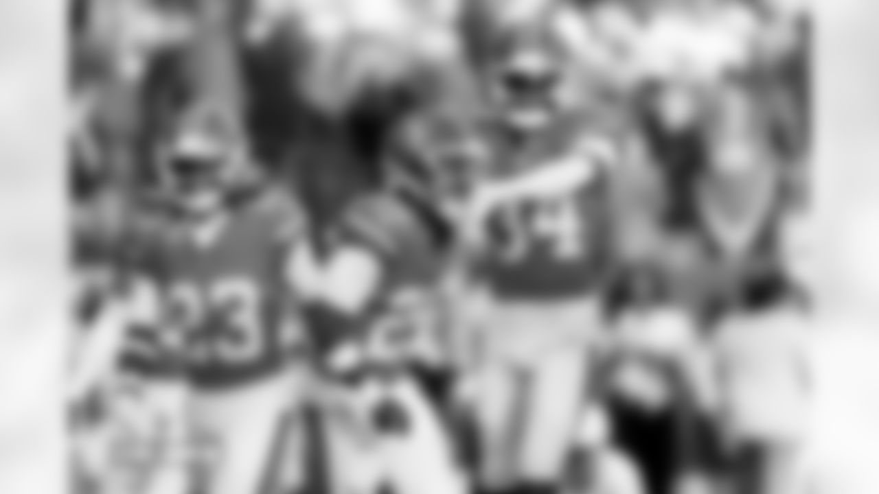 JL Skinner and Ja'Quan McMillian (29) during the Broncos' Week 18 game against the Los Angeles Chargers at Empower Field at Mile High in Denver, Colorado on January 4, 2026. Photo by Ben Swanson / Denver Broncos