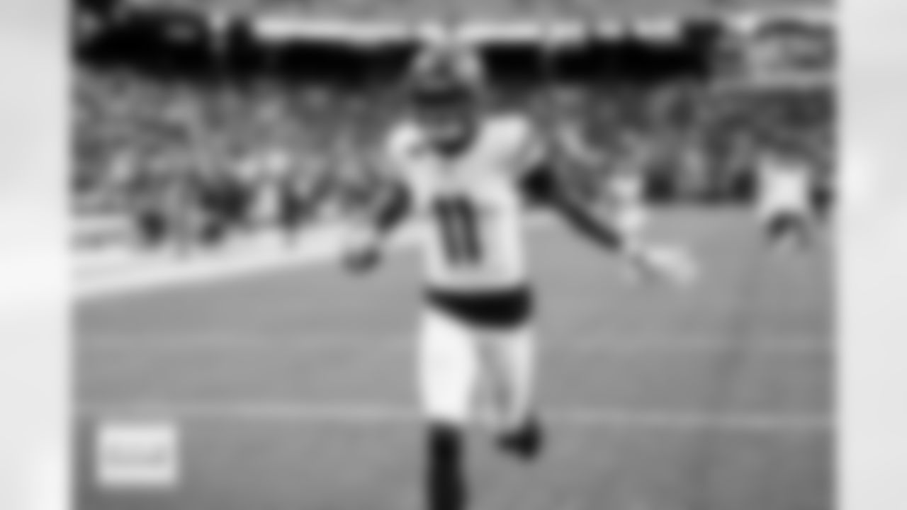 Denver Broncos wide receiver Troy Franklin (11) warms up before the Broncos' Week 14 game against the Las Vegas Raiders at Allegiant Stadium in Las Vegas, Nevada on December 7, 2025. Photo by Gabriel Christus / Denver Broncos