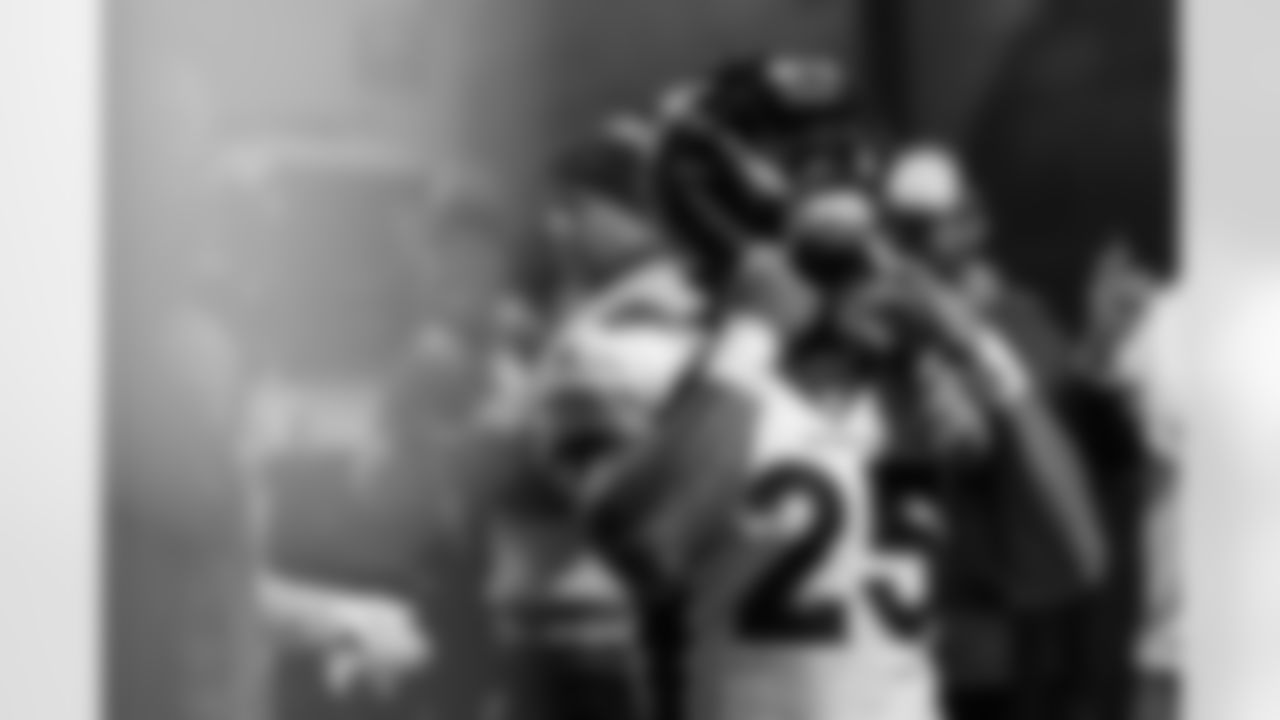 Denver Broncos running back Samaje Perine (25) in the tunnel before the Broncos' Week 10 game against the Buffalo Bills at Highmark Stadium in Orchard Park, New York on November 13, 2023. Photo by Ben Swanson / Denver Broncos