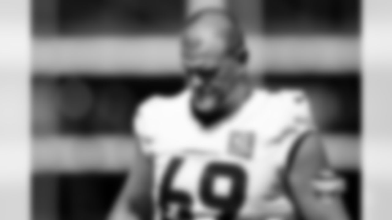 Mike McGlinchey during a training camp acclimation practice at Broncos Park Powered by CommonSpirit on July 23, 2025 in Englewood, Colorado. Photo by Ben Swanson / Denver Broncos
