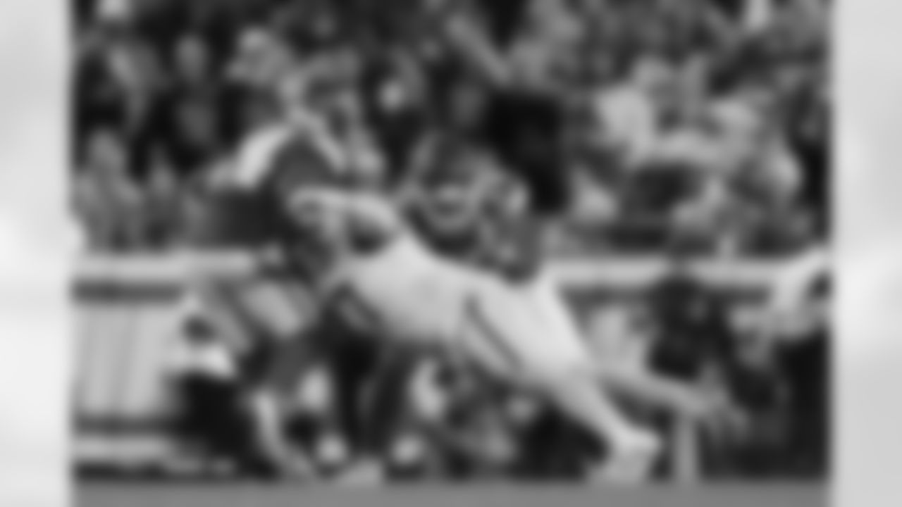 Malcolm Roach (97) during the Broncos' Week 17 game against the Kansas City Chiefs at GEHA Field at Arrowhead Stadium in Kansas City, Missouri on December 25, 2025. Photo by Gabriel Christus / Denver Broncos