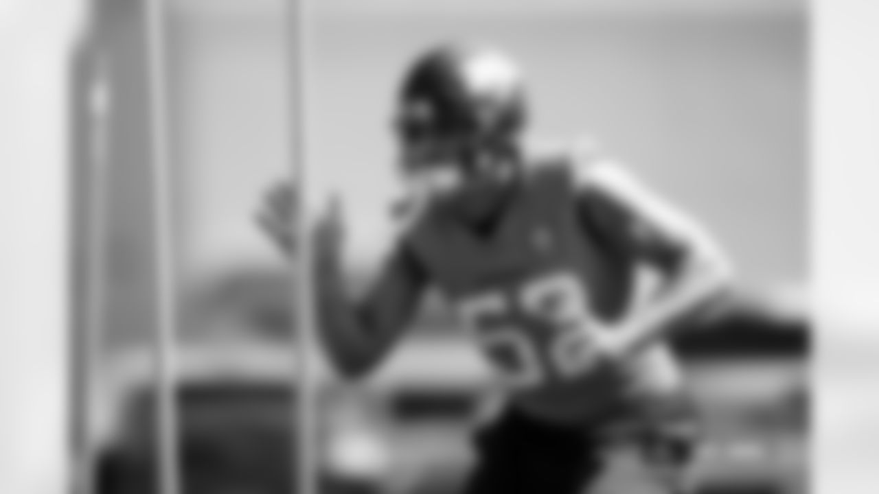 Jonah Elliss during practice at Broncos Park Powered by CommonSpirit in Englewood, Colorado on September 13, 2024. Photo by Ben Swanson / Denver Broncos