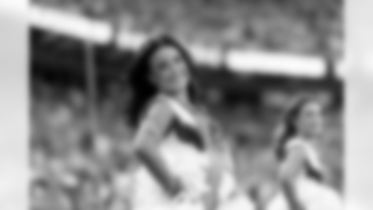 DBC Sam during the Broncos' Week 18 game against the Los Angeles Chargers at Empower Field at Mile High in Denver, Colorado on January 4, 2026. Photo by Gabriel Christus / Denver Broncos