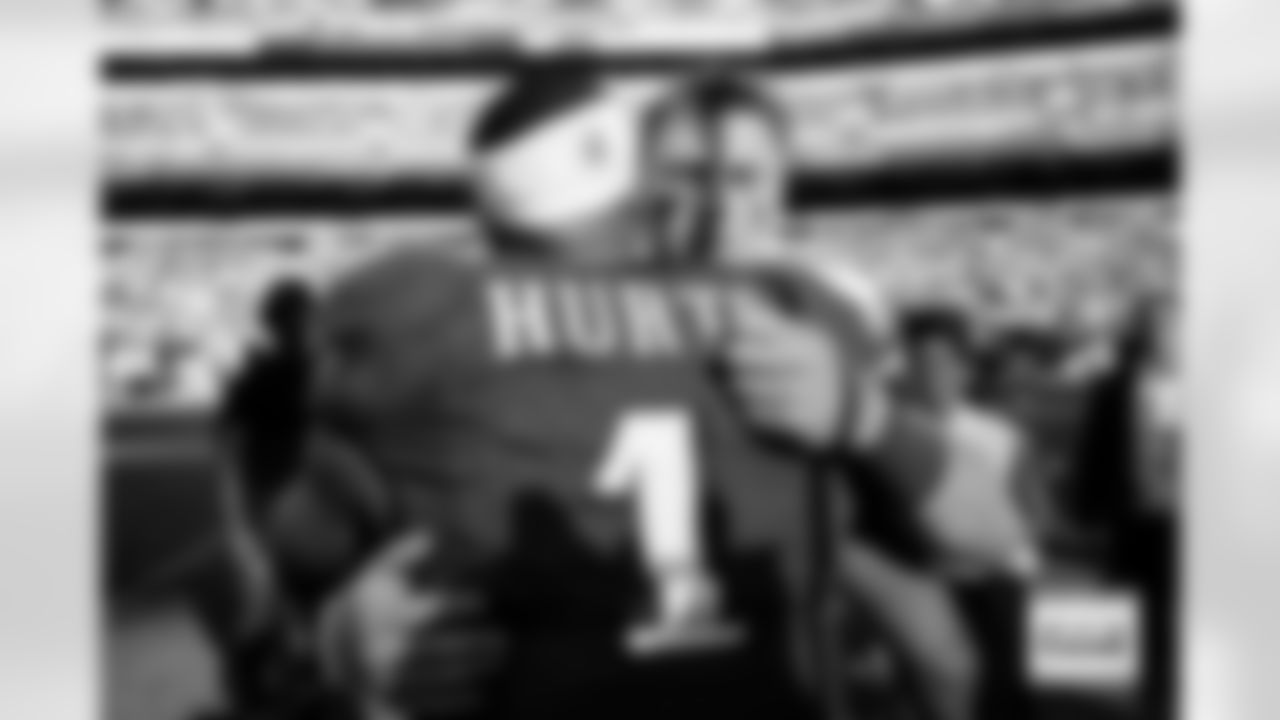 Denver Broncos quarterback Bo Nix (10) greets Philadelphia Eagles quarterback Jalen Hurts (1) after the Broncos' Week 5 game against the Philadelphia Eagles at Lincoln Financial Field in Philadelphia, Pennsylvania on October 5, 2025. Photo by Ben Swanson / Denver Broncos