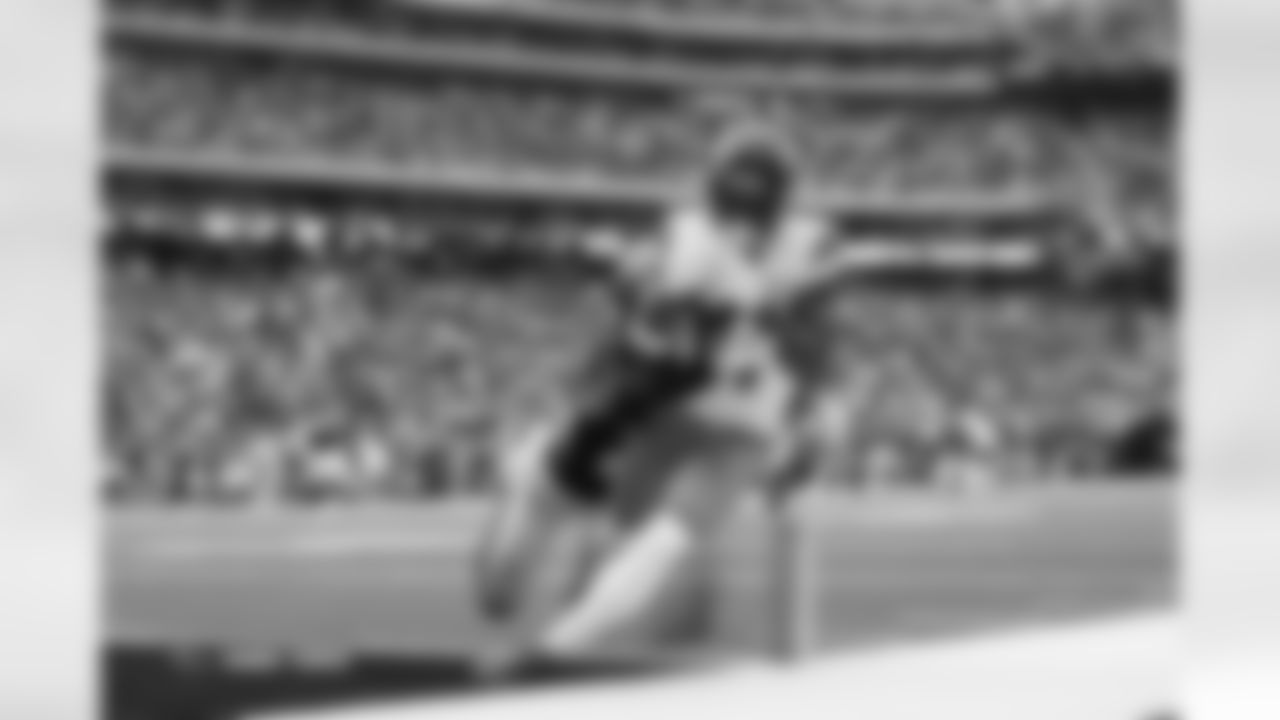 Courtland Sutton (14) during the Broncos' Week 9 game against the Houston Texans at NRG Stadium in Houston, Texas on November 2, 2025. Photo by Gabriel Christus / Denver Broncos