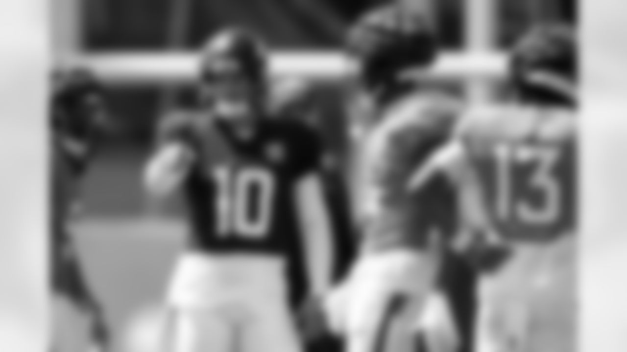 Bo Nix and Courtland Sutton during practice on Wednesday, September 3, 2025 at Broncos Park Powered by CommonSpirit in Englewood, Colorado.
Photo by Gabriel Christus / Denver Broncos
