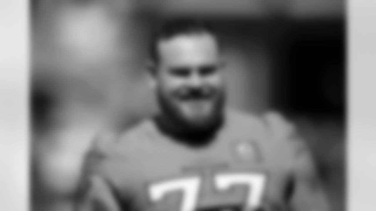 Quinn Meinerz during an OTA practice at Broncos Park Powered by CommonSpirit in Englewood, Colorado on June 5, 2025. Photo by Ben Swanson / Denver Broncos