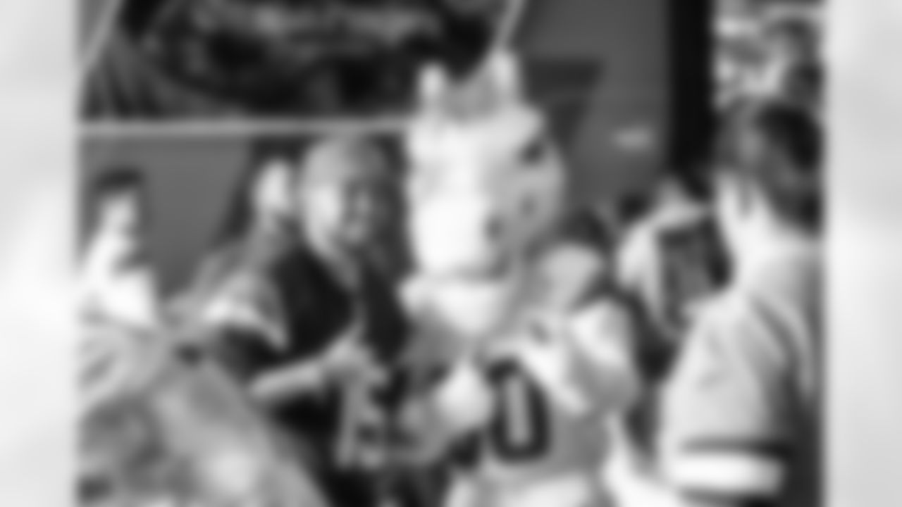 The Denver Broncos host a watch party in Guadalajara on Dec. 7, 2025. Photo credit: Piso 8