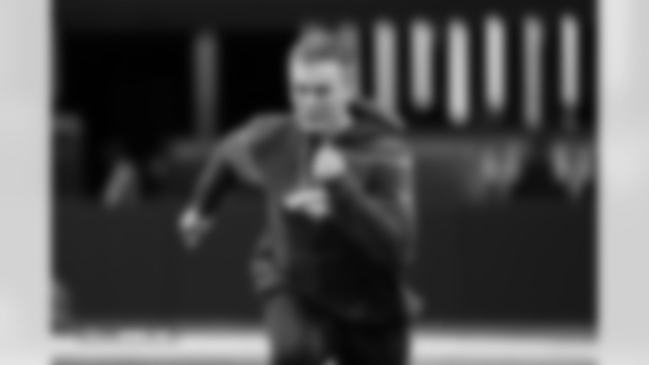 Bo Nix (10) before the Broncos' Week 14 game against the Las Vegas Raiders at Allegiant Stadium in Las Vegas, Nevada on December 7, 2025. Photo by Ben Swanson / Denver Broncos