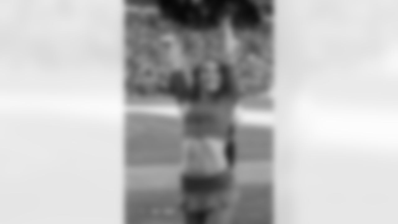 Denver Broncos Cheerleaders during the Broncos' Week 11 game against the Kansas City Chiefs at Empower Field at Mile High in Denver, Colorado on November 16, 2025. Photo by Paul Cloud / Denver Broncos