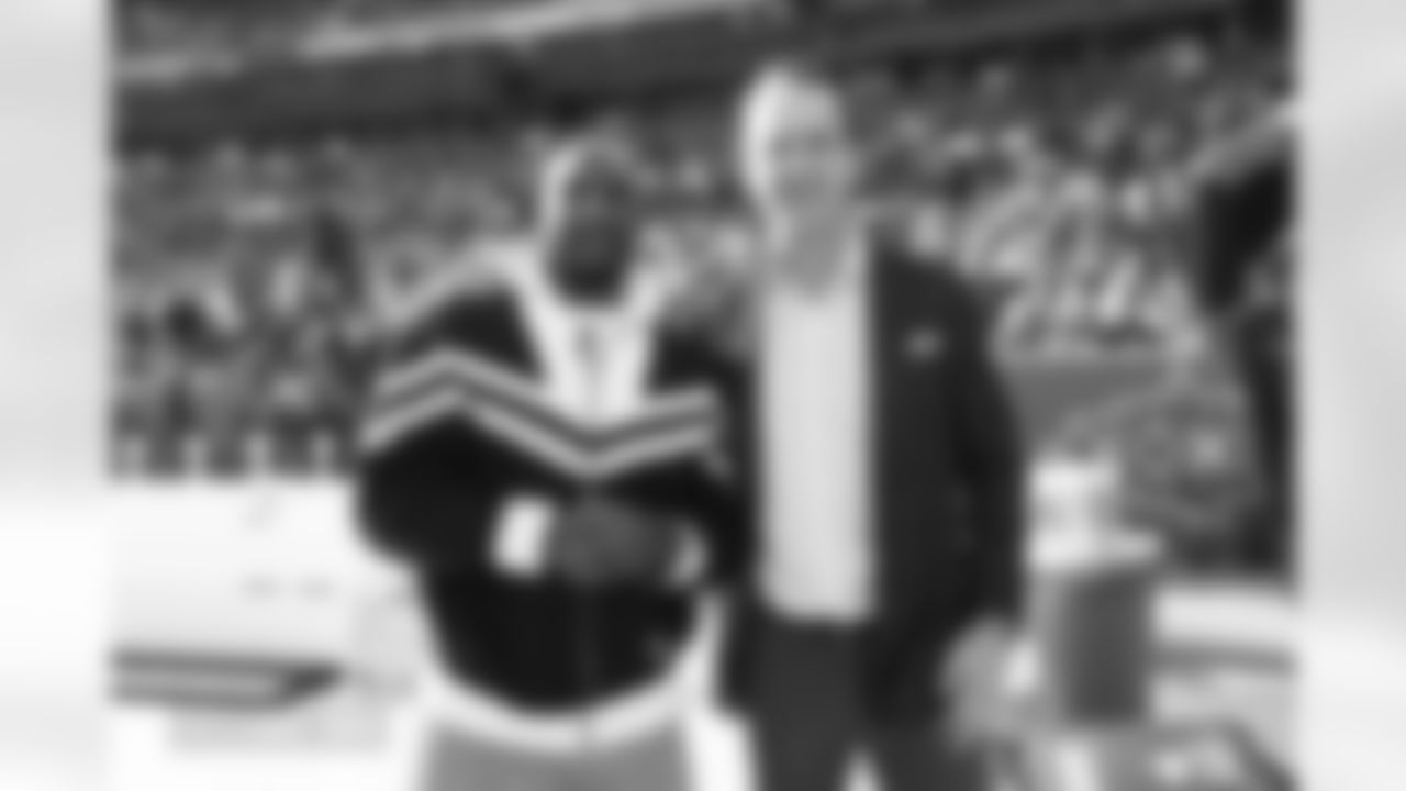 Aqib Talib and Peyton Manning before the Broncos' Week 16 game against the Jacksonville Jaguars at Empower Field at Mile High in Denver, Colorado on December 21, 2025. Photo by Ben Swanson / Denver Broncos