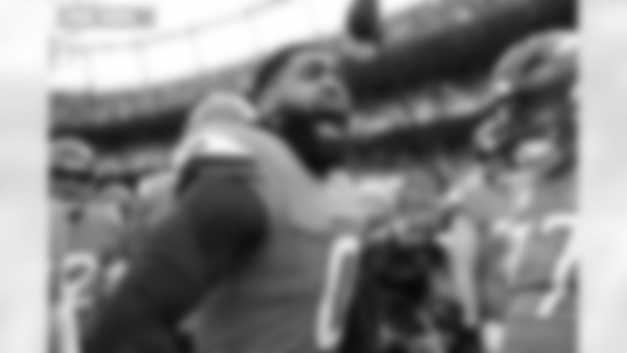 Jonathon Cooper (0) before the AFC Championship Game between the Denver Broncos and New England Patriots at Empower Field at Mile High in Denver, Colorado on January 25, 2026. Photo by Ben Swanson / Denver Broncos